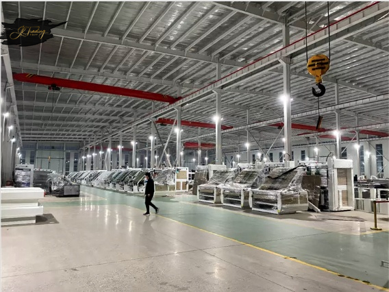 Automatic Corrugation Flute Color Carton Cardboard Laminating Box Make Machine